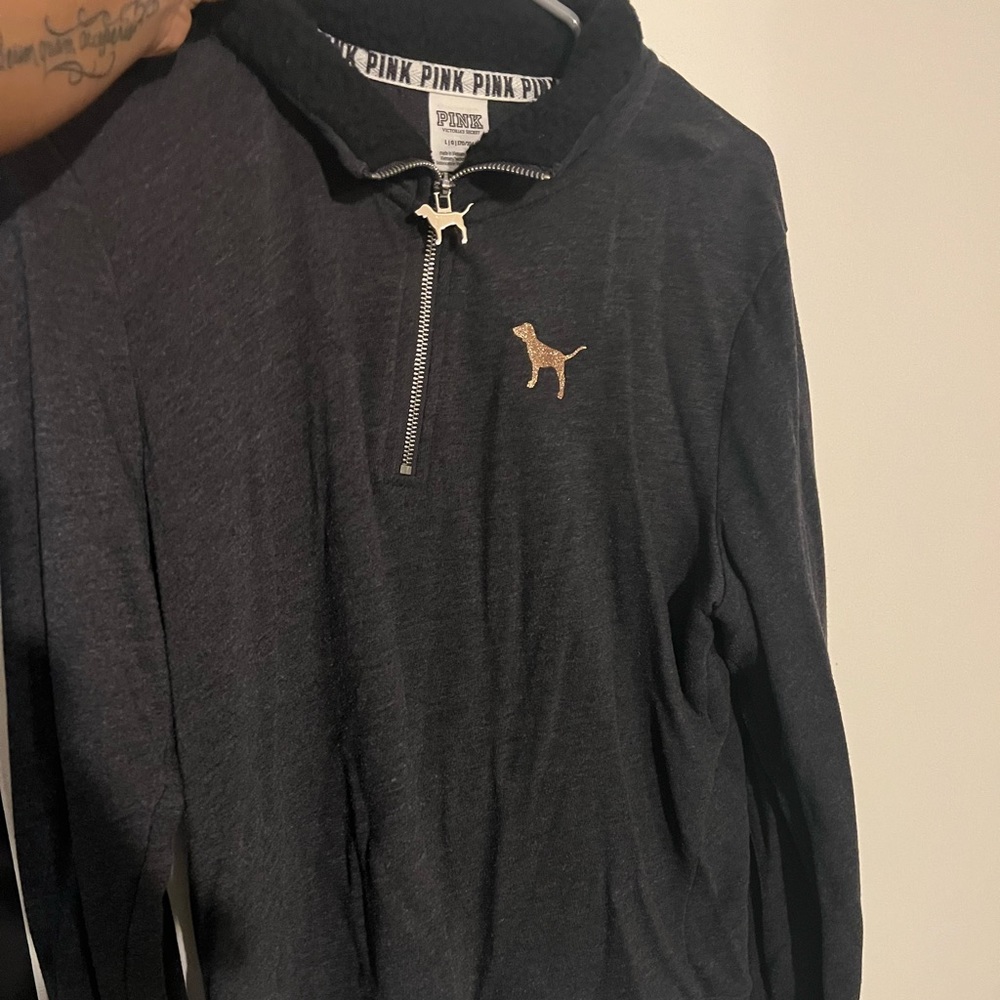 Victoria’s Secret PINK. Grey crew pullover